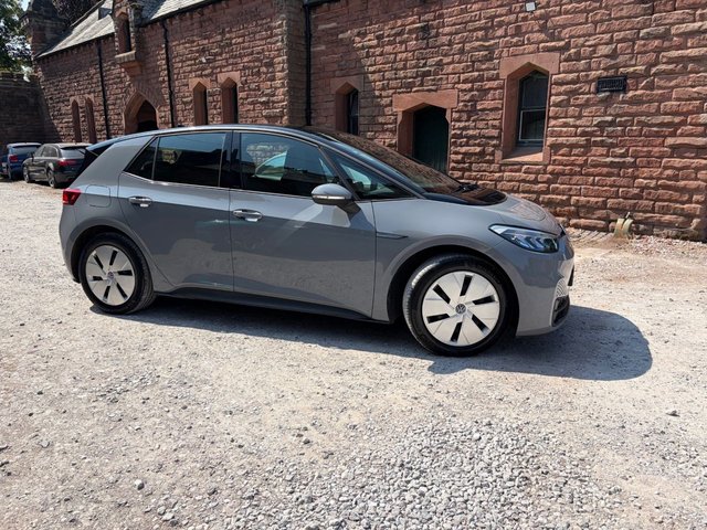 View our VOLKSWAGEN ID.3