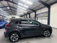 USED 2022 22 HYUNDAI KONA 64kWh Premium Auto 5dr (10.5kW Charger) 