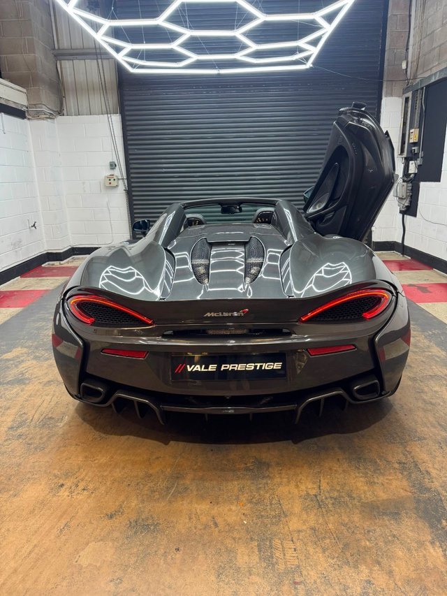 View our MCLAREN 570S