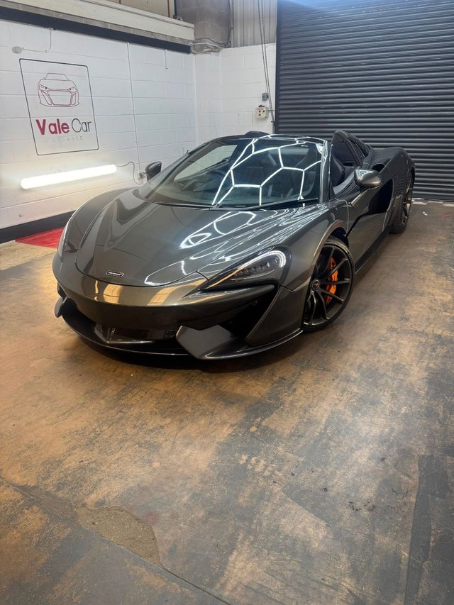 View our MCLAREN 570S