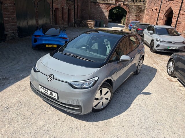 View our VOLKSWAGEN ID.3