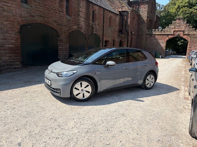 View our VOLKSWAGEN ID.3