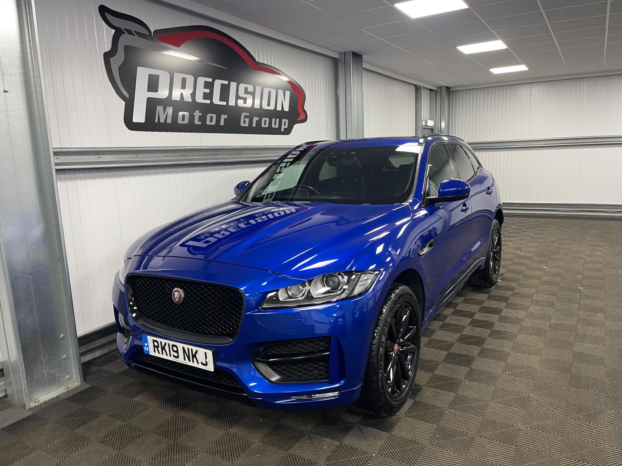 2019 Jaguar F-Pace thumbnail 9