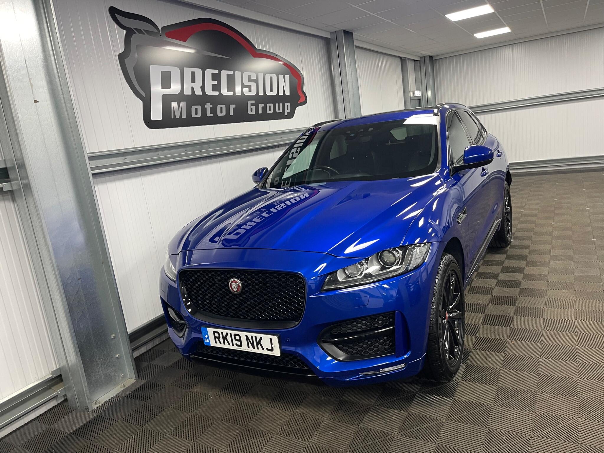 2019 Jaguar F-Pace thumbnail 10