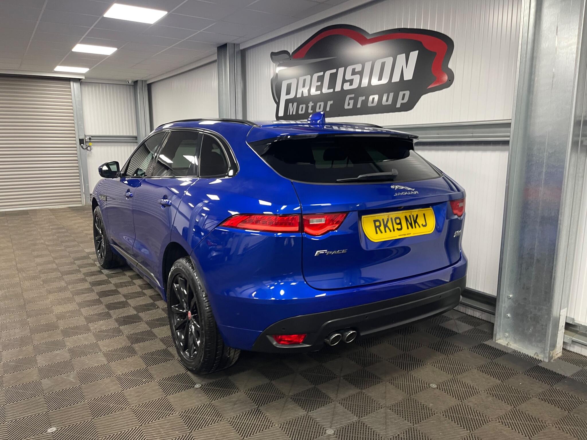 2019 Jaguar F-Pace thumbnail 13