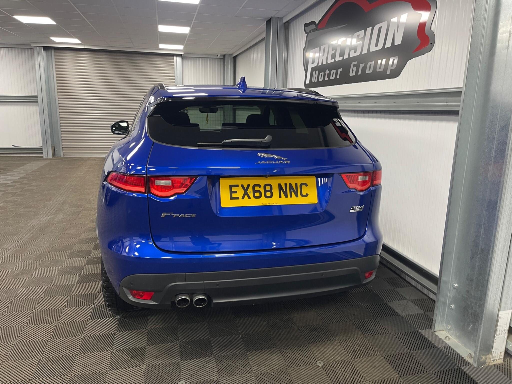 2018 Jaguar F-Pace thumbnail 19