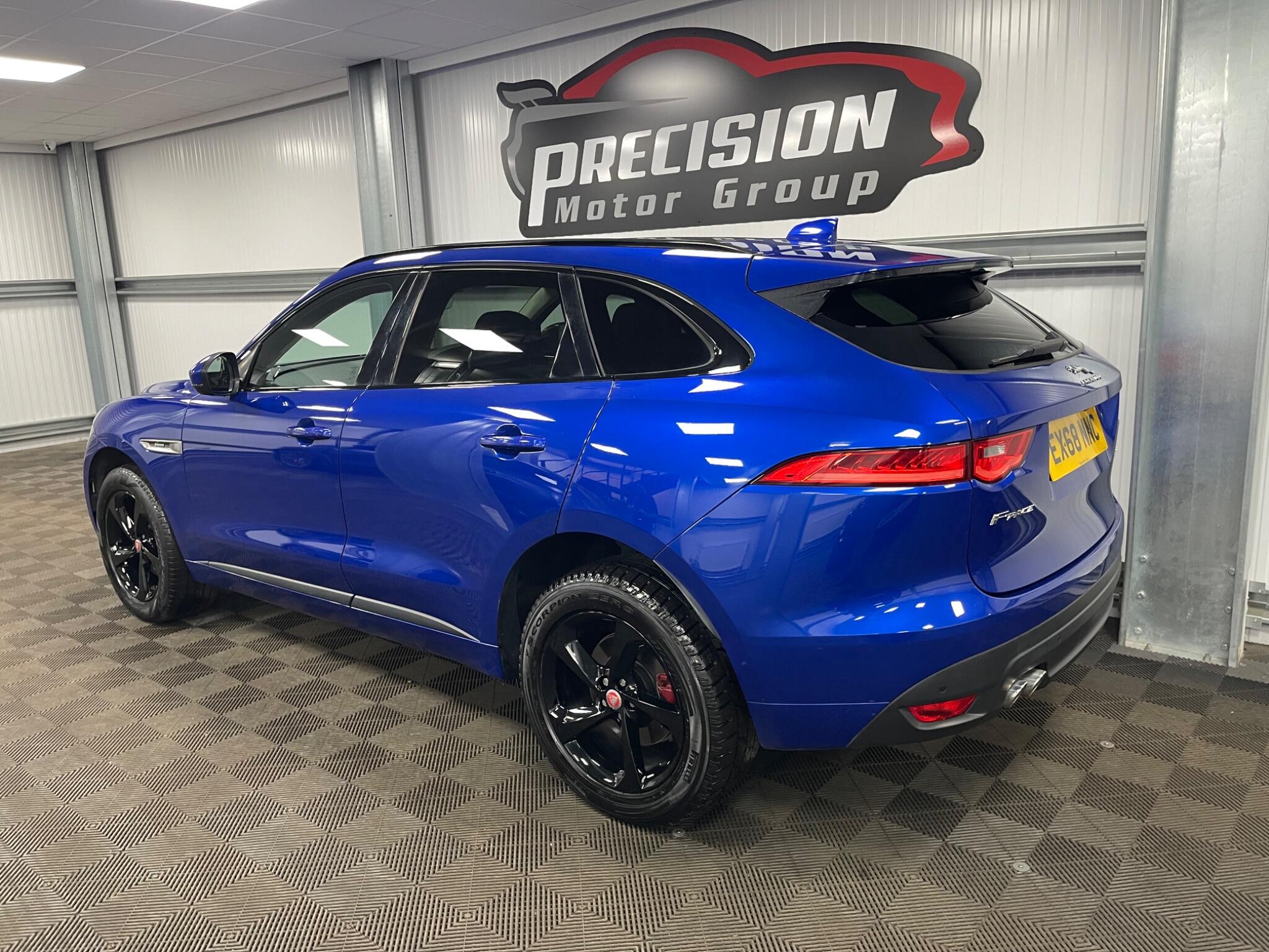 2018 Jaguar F-Pace thumbnail 15