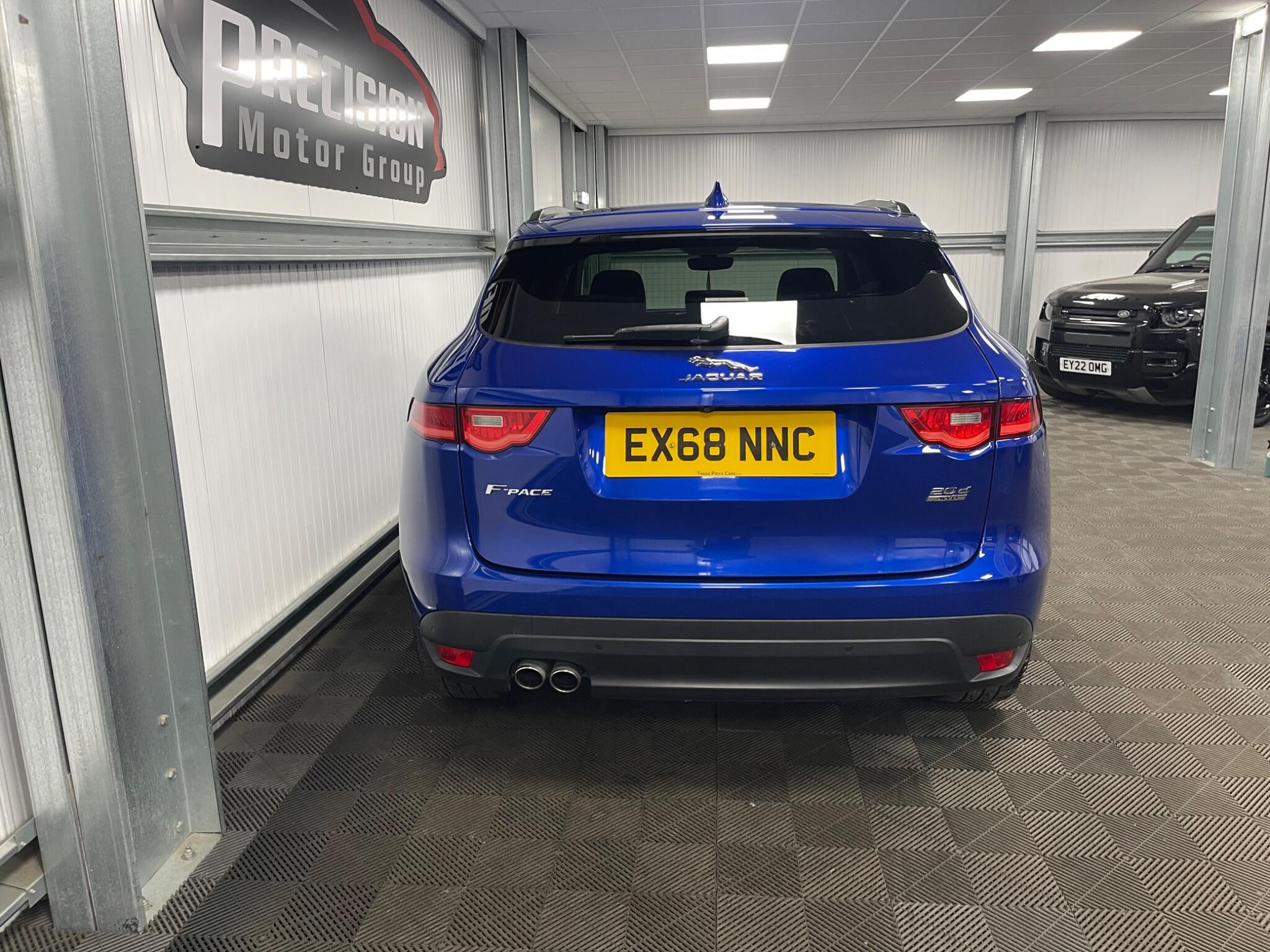 2018 Jaguar F-Pace thumbnail 23