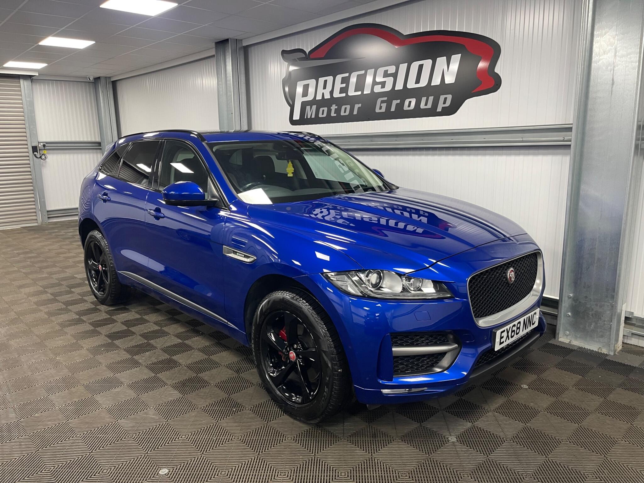 2018 Jaguar F-Pace thumbnail 2