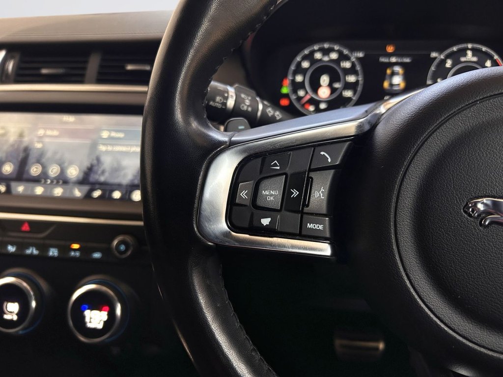 2019 Jaguar E-PACE — image 11