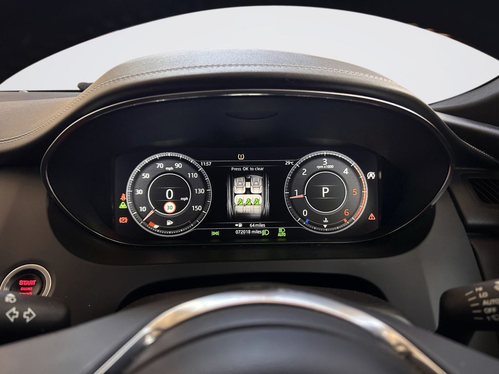 2019 Jaguar E-PACE — image 12