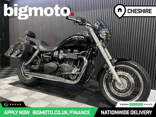 View our TRIUMPH SPEEDMASTER 865