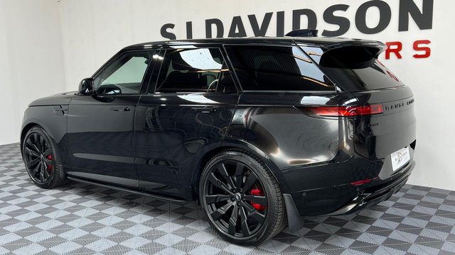 View our LAND ROVER RANGE ROVER SPORT