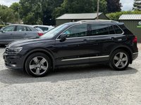 USED 2018 18 VOLKSWAGEN TIGUAN 2.0 TDI SEL SUV 5dr Diesel Manual 4Motion Euro 6 (s/s) (150 ps) ***ONE OWNER FROM NEW*** OPENING PANORAMIC ROOF***