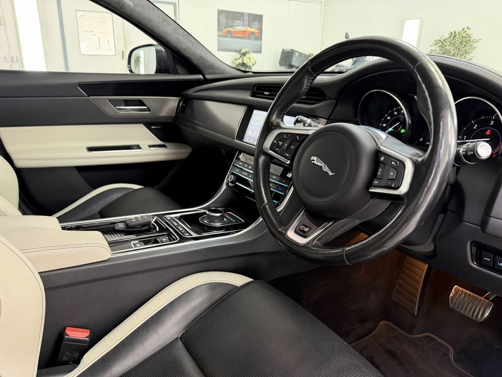 USED 2020 69 JAGUAR XF 3.0d V6 S Sportbrake 5dr Diesel Auto Euro 6 (s/s) (300 ps) 