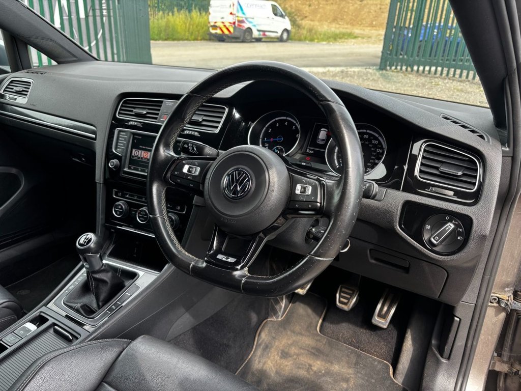 USED 2016 16 VOLKSWAGEN GOLF 2.0 TSI BlueMotion Tech R Hatchback 5dr Petrol Manual 4Motion Euro 6 (s/s) (300 ps) 