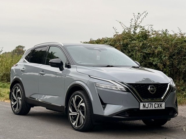 View our NISSAN QASHQAI