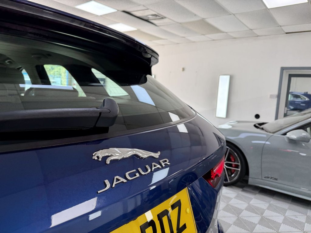 USED 2021 21 JAGUAR F-PACE 2.0 D200 MHEV SE SUV 5dr Diesel Auto AWD Euro 6 (s/s) (204 ps) 