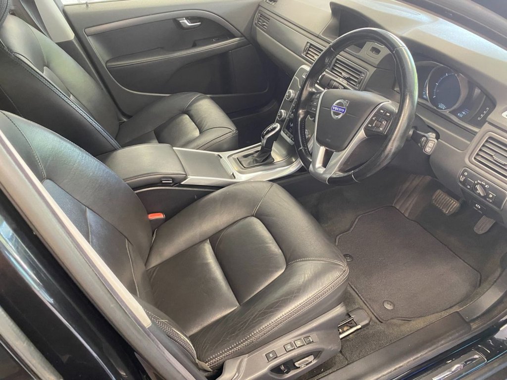 USED 2014 14 VOLVO XC70 2.4 D5 SE Lux Estate 5dr Diesel Geartronic AWD Euro 5 (215 ps) GREAT SPECIFICATION XC70