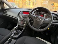 USED 2013 62 VAUXHALL ASTRA 1.7 CDTi ecoFLEX ES Hatchback 5dr Diesel Manual Euro 5 (s/s) (110 ps *FULL SERVICE HISTORY, 2 KEYS 1 FORMER KEEPER*R/TAx &pound;20 *FULL SERVICE HISTORY, 2 KEYS 1 FORMER KEEPER*R/TA &pound;20