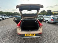 USED 2014 14 VOLVO V40 CROSS COUNTRY 1.6 T4 Lux Nav Hatchback 5dr Petrol Powershift Euro 5 (s/s) (180 ps) 