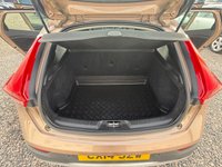 USED 2014 14 VOLVO V40 CROSS COUNTRY 1.6 T4 Lux Nav Hatchback 5dr Petrol Powershift Euro 5 (s/s) (180 ps) 