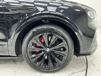 USED 2021 71 BENTLEY BENTAYGA 4.0 V8 SUV 5dr Petrol Auto 4WD Euro 6 (s/s) (550 ps) Finished In Beluga, This Bentayga Comes With Big Spec Such As The Black Specification, The Mullinear Driving Specifciation For Black Specification, Touring Specification, Full Bentley Service history, Front Seat Comfort Specification, Carbon Fibre Fascia For The Centre Console And Door Waistrails, Contrast Stitching, Standard Brakes With. Red Callipers, Deep Pile Carpet Overmats, Rear Privacy Glass, Sports Pedals, 12 Months MOT, 3 Months Warranty. Finance And Extended Warranty Available.