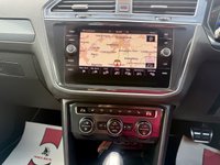USED 2019 19 VOLKSWAGEN TIGUAN 2.0 TDI R-Line Diesel DSG  