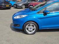 USED 2014 14 FORD FIESTA 1.0T EcoBoost Zetec Hatchback 5dr Petrol Powershift Euro 5 (100 ps) PARKING SENSORS - NAV- AUTO