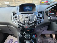 USED 2014 14 FORD FIESTA 1.0T EcoBoost Zetec Hatchback 5dr Petrol Powershift Euro 5 (100 ps) PARKING SENSORS - NAV- AUTO