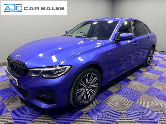 View our BMW 3 SERIES