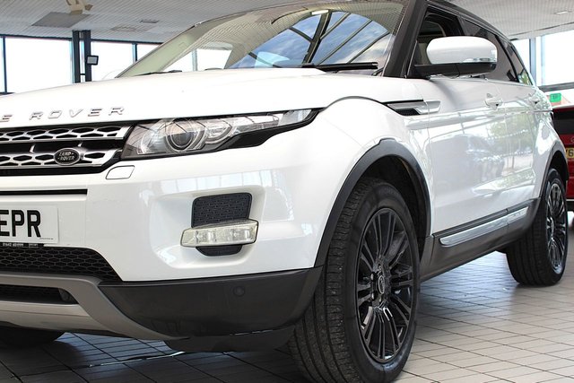 View our LAND ROVER RANGE ROVER EVOQUE
