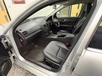 USED 2010 10 MERCEDES-BENZ C CLASS 2.1 C220 CDI BlueEfficiency Elegance Saloon 4dr Diesel Auto Euro 5 (170 ps) 