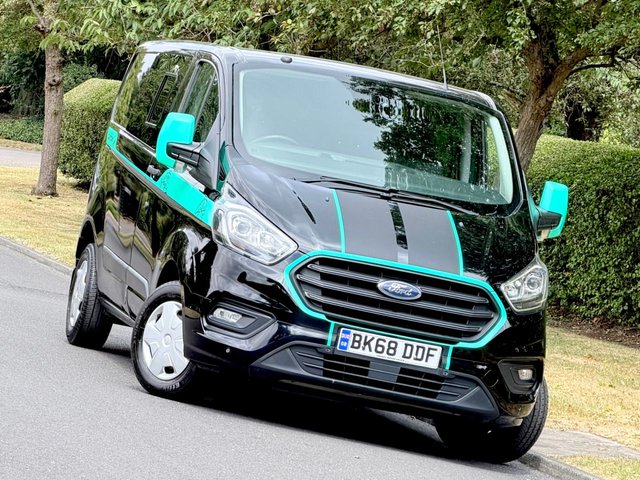 View our FORD TRANSIT CUSTOM