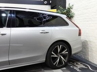 USED 2022 22 VOLVO V90 2.0 B4 MHEV Plus Estate 5dr Diesel Hybrid Auto Euro 6 (s/s) (197 ps) 1 OWNER MOTORWAY MILES A/C VGC
