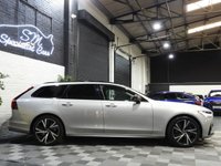 USED 2022 22 VOLVO V90 2.0 B4 MHEV Plus Estate 5dr Diesel Hybrid Auto Euro 6 (s/s) (197 ps) 1 OWNER MOTORWAY MILES A/C VGC
