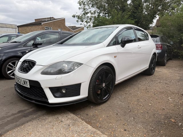 View our SEAT LEON