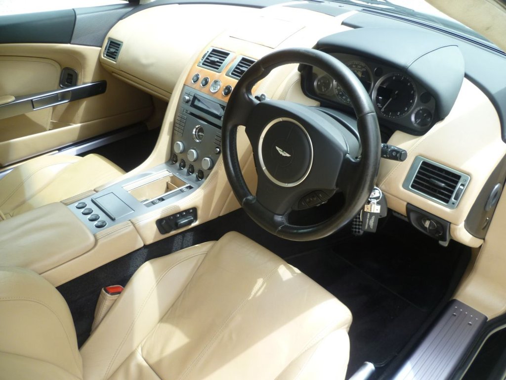 USED 2007 56 ASTON MARTIN DB9 5.9 Volante 2dr Petrol Seq (EU4) (394 g/km, 450 bhp) 