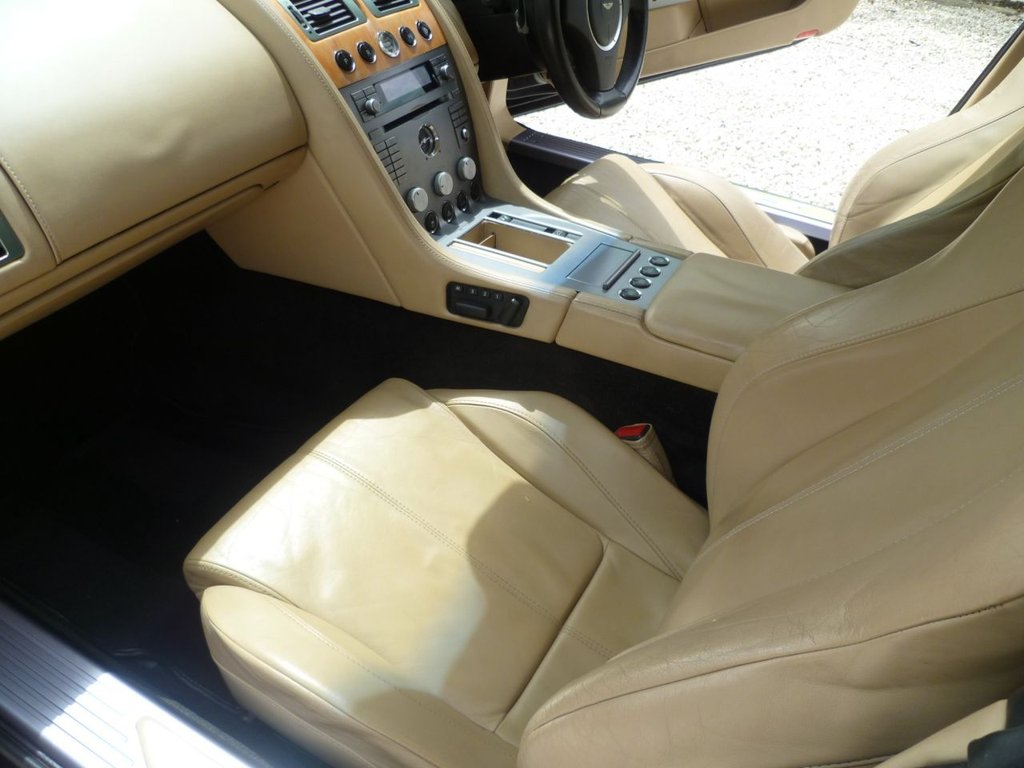 USED 2007 56 ASTON MARTIN DB9 5.9 Volante 2dr Petrol Seq (EU4) (394 g/km, 450 bhp) 