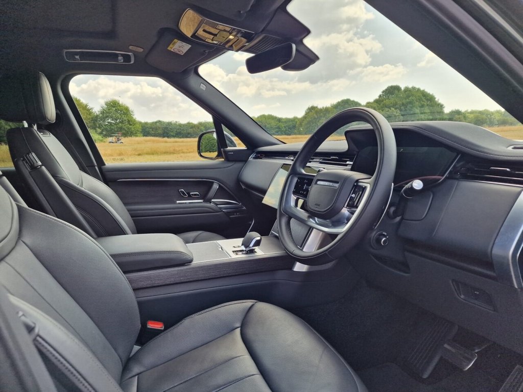 USED 2024 74 LAND ROVER RANGE ROVER 3.0 D300 MHEV SE SUV 5dr Diesel Auto 4WD Euro 6 (s/s) (300 ps) FINANCE AVAILABLE
