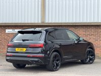 USED 2020 F AUDI Q7 3.0 TFSIe V6 55 S line SUV 5dr Petrol Plug-in Hybrid Tiptronic quattro Euro 6 (s/s) 14.1kWh (381 ps) 