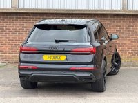 USED 2020 F AUDI Q7 3.0 TFSIe V6 55 S line SUV 5dr Petrol Plug-in Hybrid Tiptronic quattro Euro 6 (s/s) 14.1kWh (381 ps) 