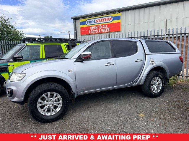 2014 Mitsubishi L200