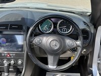 USED 2010 10 MERCEDES-BENZ SLK 1.8 SLK200K Convertible 2dr Petrol Tiptronic Euro 4 (184 ps) Apple CarPlay, Parking Sensors