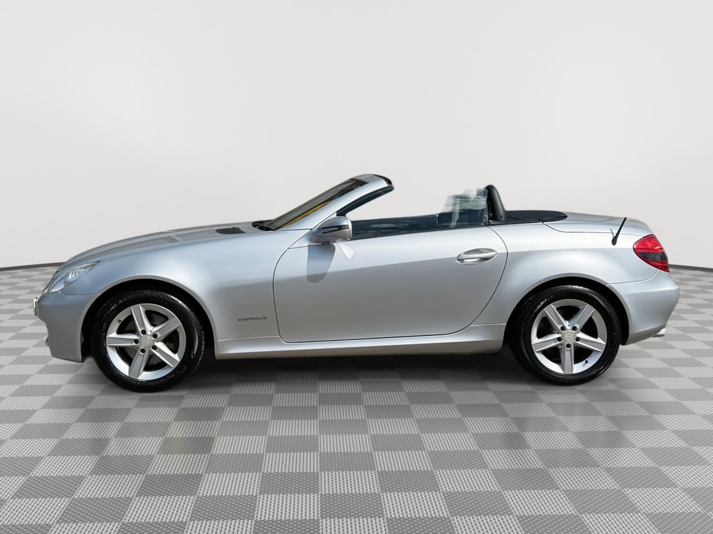 USED 2010 10 MERCEDES-BENZ SLK 1.8 SLK200K Convertible 2dr Petrol Tiptronic Euro 4 (184 ps) Apple CarPlay, Parking Sensors
