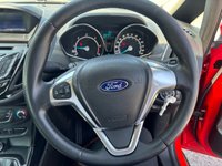 USED 2017 FORD B-MAX 1.5 TDCi Zetec Navigator MPV 5dr Diesel Manual Euro 6 (s/s) (95 ps) Heated Windscreen,