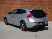 USED 2018 68 VOLVO V40 2.0 T2 GPF R-Design Pro Euro 6 (s/s) 5dr SAT NAV,HTD SEATS, DAB, FSH