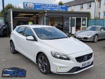 2015 VOLVO V40