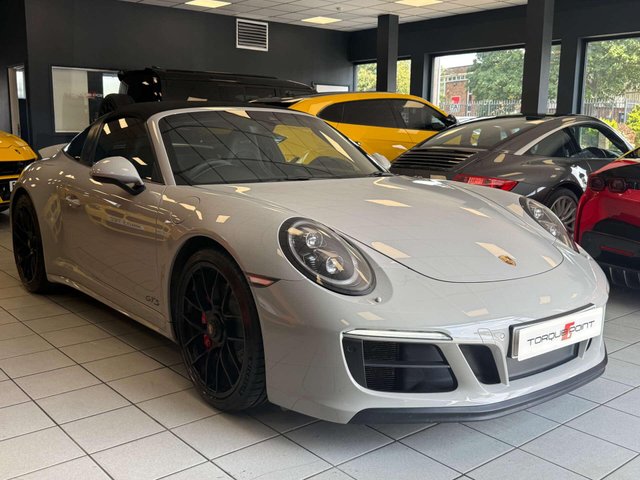 View our PORSCHE 911