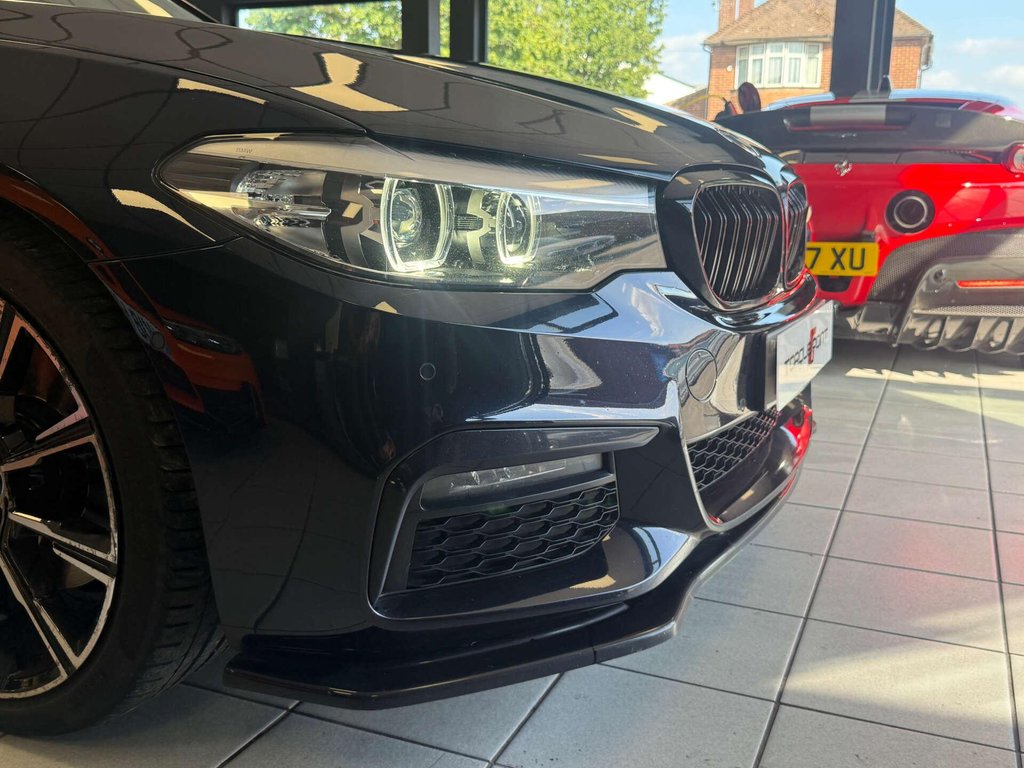 USED 2018 68 BMW 5 SERIES 2.0 530e M Sport Auto 4dr FSH + HK + HUD + M PERF. KIT